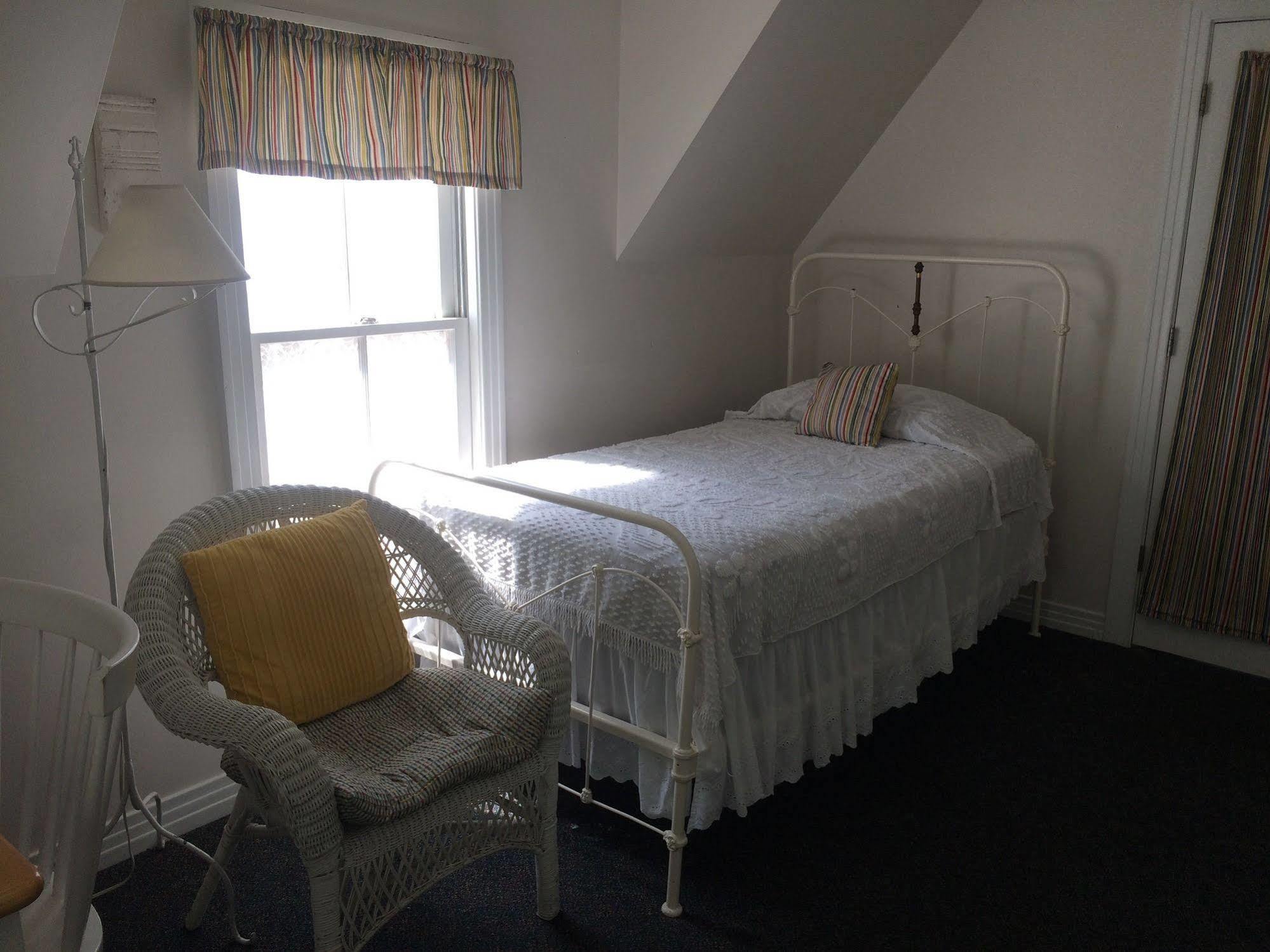 Angie'S Guest Cottage Βιρτζίνια Μπιτς Εξωτερικό φωτογραφία