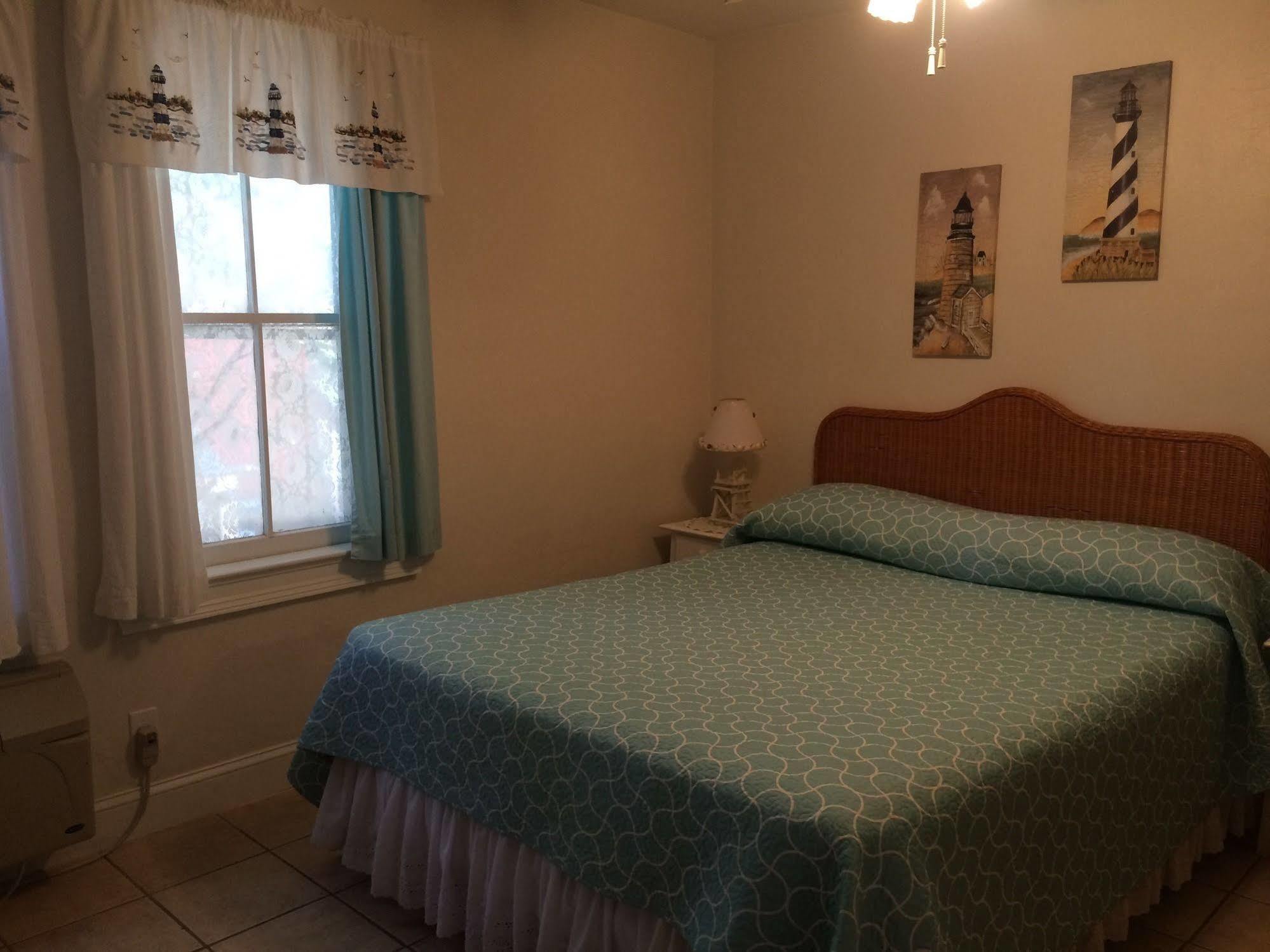 Angie'S Guest Cottage Βιρτζίνια Μπιτς Εξωτερικό φωτογραφία